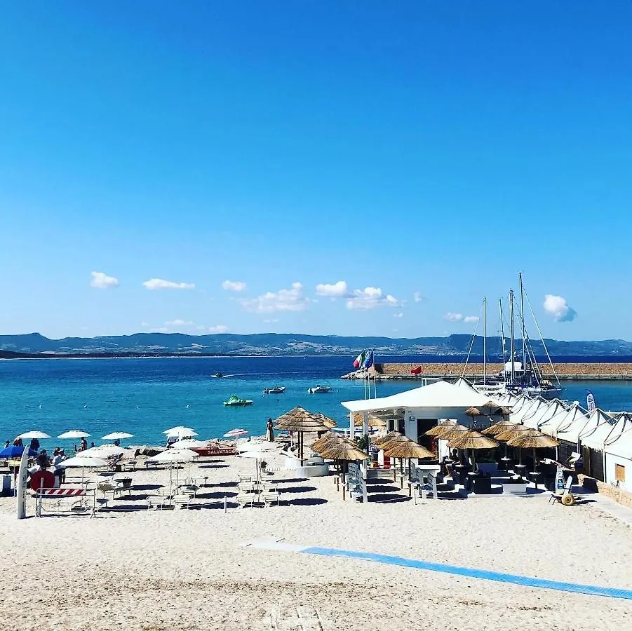 B&B Il Corbezzolo Isola Rossa Panzió